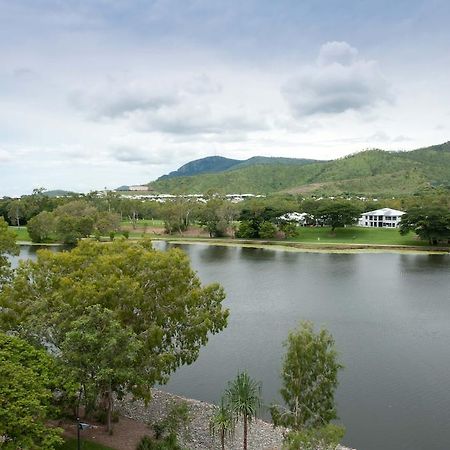 Jacana Apartments Townsville Exteriör bild